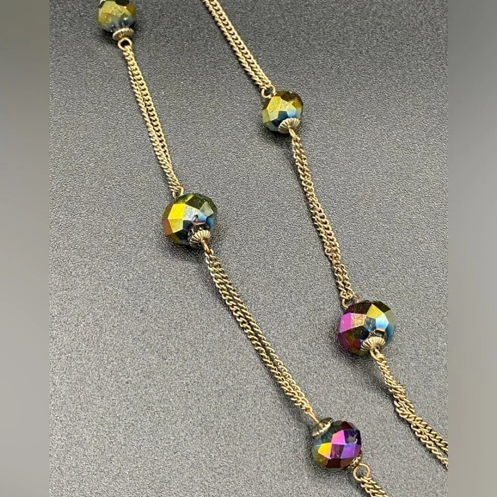Dainty Aurora Borealis Stationary Glass Beaded Necklace - Picture 6 of 11